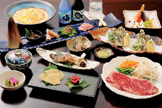 渓声の宿いずみや