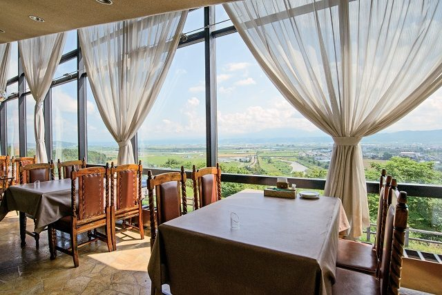 【富良野のレストラン】ふらのワインハウス