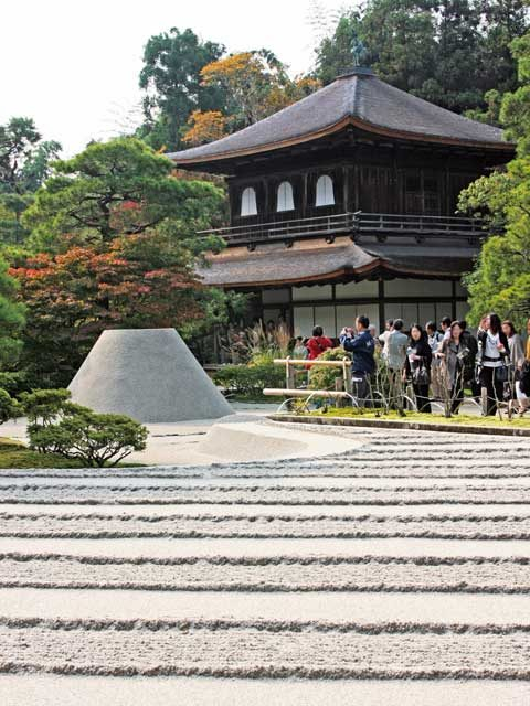 【銀閣寺の見どころ】銀沙灘・向月台