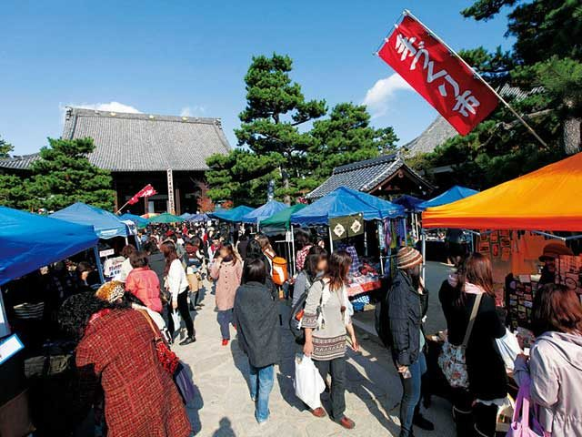 百万遍さんの手づくり市