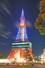 さっぽろテレビ塔はライトアップ&イルミネーションも素敵