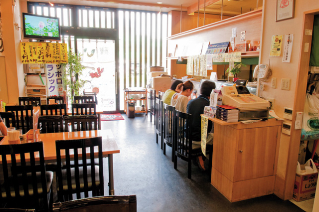 店名のとおり!自家製イクラの丼が自慢「いくら亭」