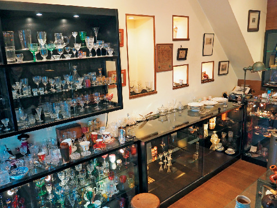 【金沢・竪町&新竪町×ショッピング】イギリスの珍しいものを取りそろえる「アンティーク フェルメール」