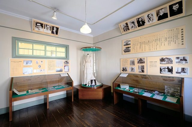 当時の暮らしぶりを伝える外国人教師の洋館「旧東奥義塾外人教師館」