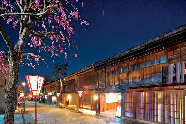 【金沢】にし茶屋街のメインストリート