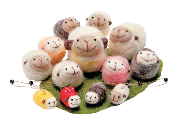 ふわふわラムキン 各1404円~