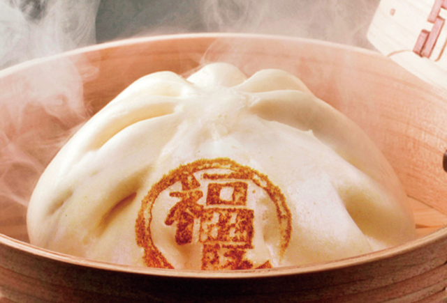 ソフトクリーム&くんせい玉子&肉まん「草津たまごファーム」 <湯畑周辺>