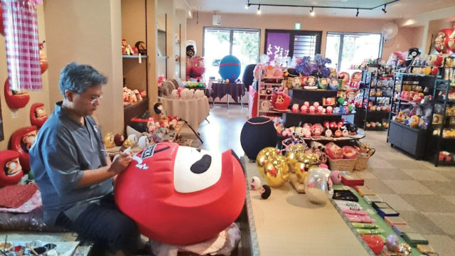 【高崎×キャラだるま】だるま屋ましも