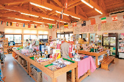 【富岡製糸場×桑スイーツ&シルク土産】仲町まちなか交流館