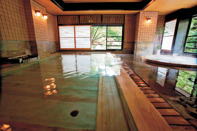 水上ホテル聚楽