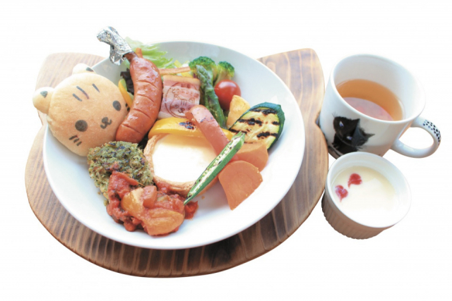 【栃木・那須どうぶつ王国×王国グルメ】ヤマネコテラス