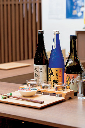 石川県内の35蔵の地酒が結集「金沢地酒蔵」