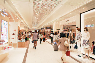 【金沢百番街「Rinto」でファッションめぐり!】