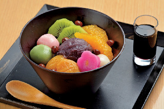 老舗の加賀麩をさまざまな味わい方で「カフェ 加賀麩不室屋」