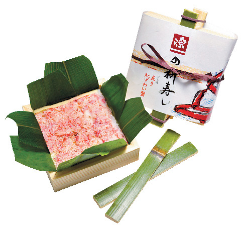 【金沢駅×駅弁】寿し飯が見えないほど紅ズワイガニがたっぷり「能登枡寿し 炙り蟹」