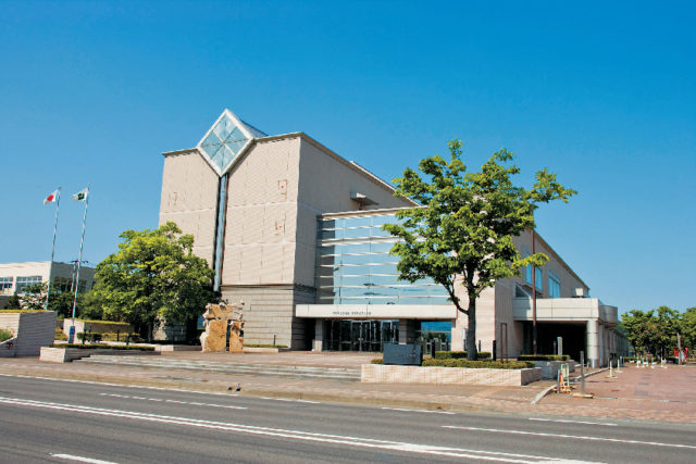 青森県近代文学館