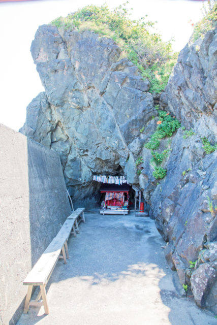 岩屋観音