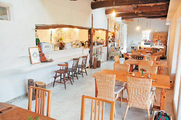 自然派創作料理を贅沢に味わって「Ours Dining」