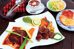 ビートルズの名曲と森林浴が楽しめるカフェ「ベーカリーレストランペニーレイン」