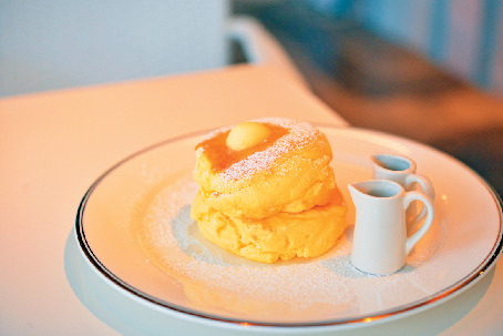 【仙台駅周辺×グルメ】スフレのようなパンケーキ「Ball Park」