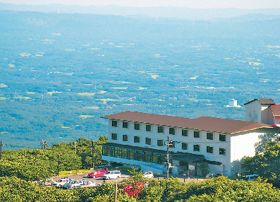 【那須×なすべん】四季折々の風景が広がる天空リゾート「休暇村 那須」