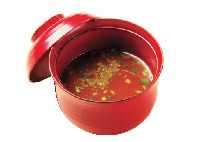 老舗料亭の味をカウンター席で「彩席ちもと」