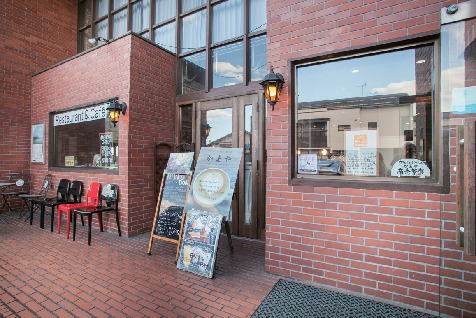 ほろ苦いコーヒーにぴったりのどっしり濃厚な味わい「かまやカフェ・デュ・レヴァベール」