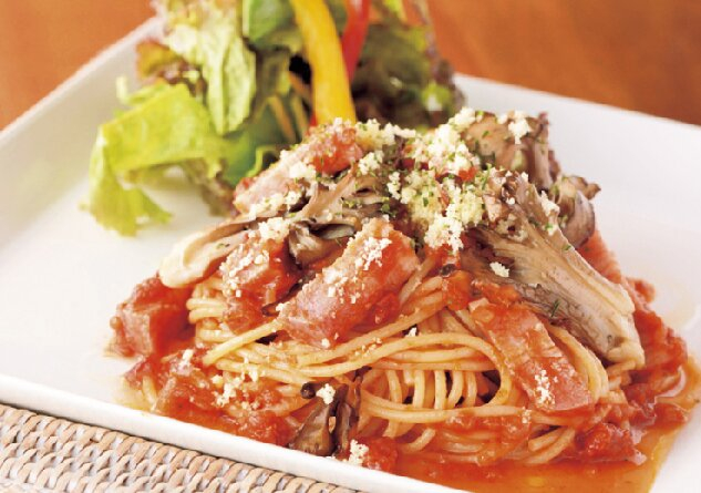 高品質のチョコレートを扱うショップ&カフェ「山Café Bossa Nova」