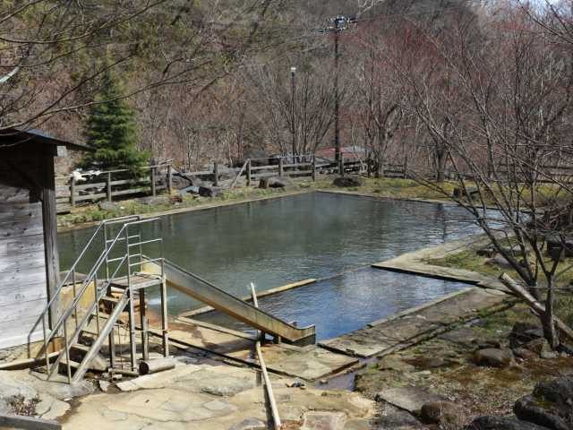 温泉風情を堪能できる山懐の一軒宿「北温泉旅館」