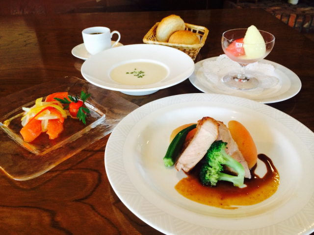 【日光・中禅寺湖ドライブ×立ち寄りグルメ】レストラン シェ・ホシノ