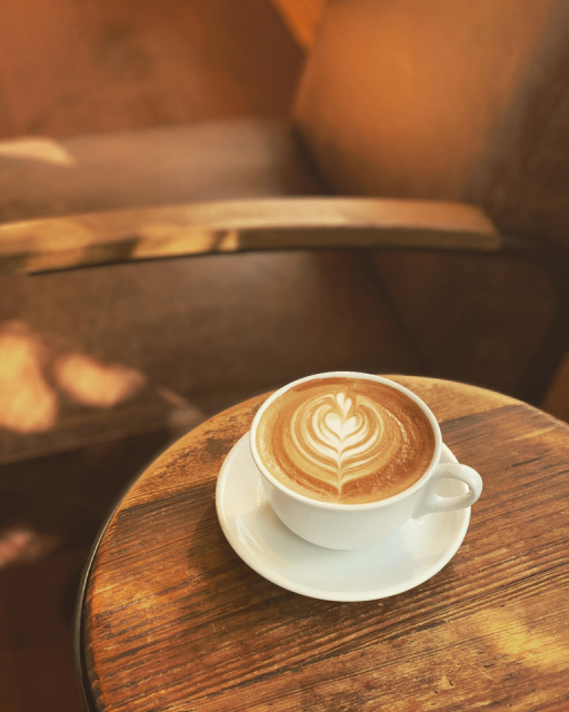 テラスはもちろん店内からも那須連山を一望できる「Café facile」