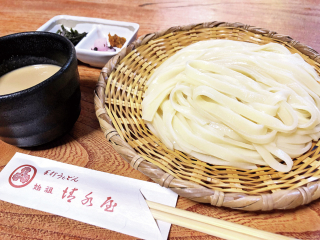 伝統製法で作る手打ち麺が自慢の店「清水屋」