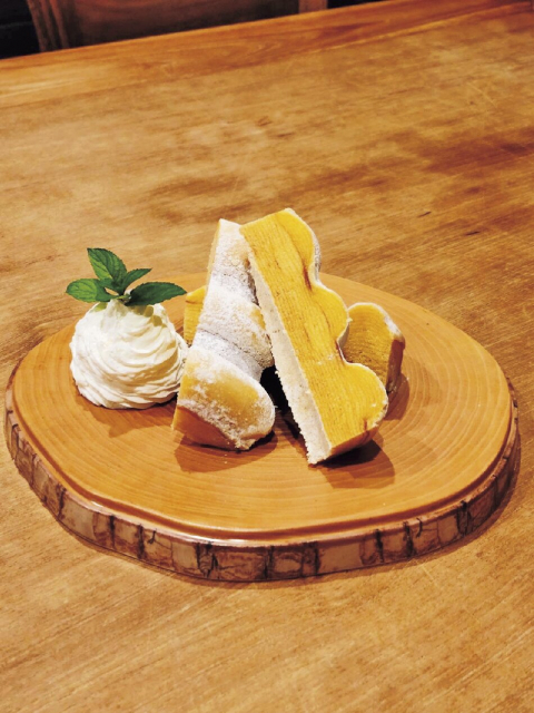 絶品バームクーヘンが食べられる「GARBA cafe」