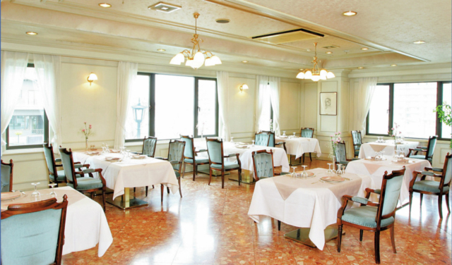 【函館の洋食】五島軒 レストラン雪河亭