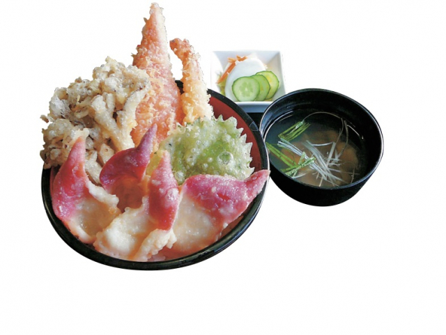 【三沢×観光】三沢ホッキ天丼が味わえる「寿し花館 三沢1号店」