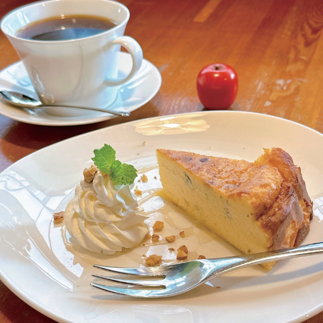 宿の元風呂場だった空間を改装「茶房ぐーてらいぜ」