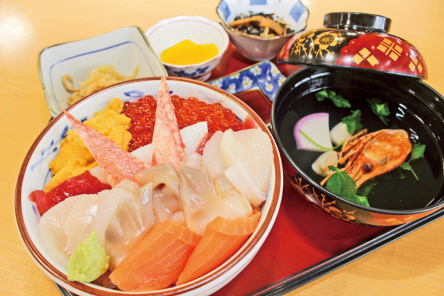 【八食センターのグルメスポット】勢登鮨