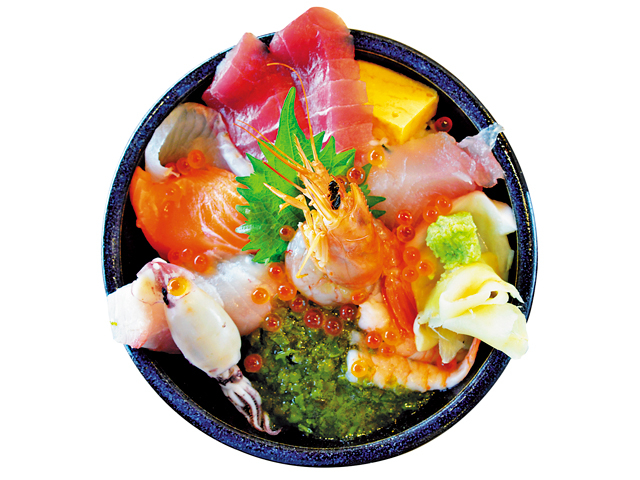 【シーパルピア女川】ネタと盛りのよさで人気!「お魚いちば おかせい」