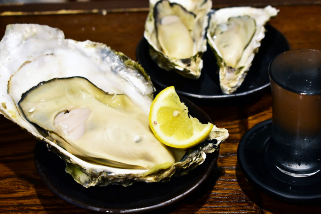 【壱弐参横丁】牡蠣小屋ろっこ