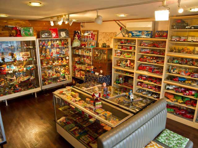 函館昭和のおもちゃ博物館&cafeフラフープ