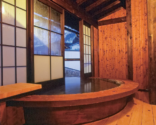 【奥飛騨温泉郷×料理自慢の宿】山川の旬が薫る老舗の奥飛騨料理「岡田旅館 和楽亭」