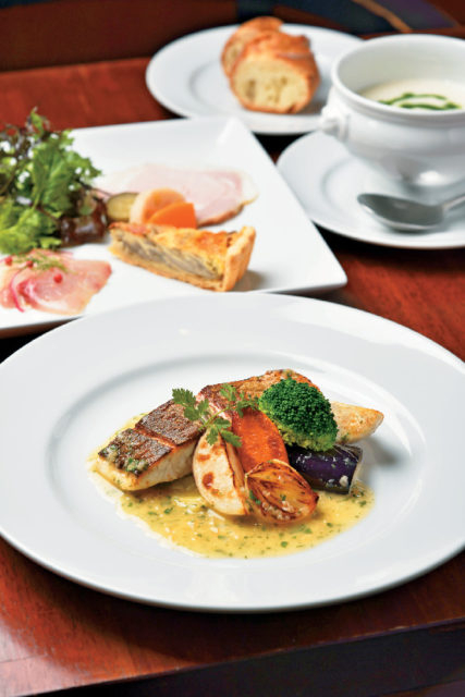 BISTROT LA PEKNIKOVÄ