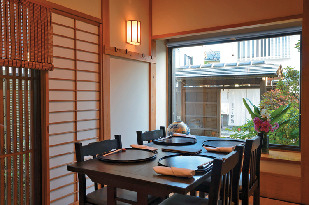 趣のある日本家屋で旬にこだわる和食に舌鼓 日本料理 鎌倉 阿寓