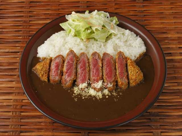 鎌倉屈指のカレー行列の味にうっとり 珊瑚礁 本店