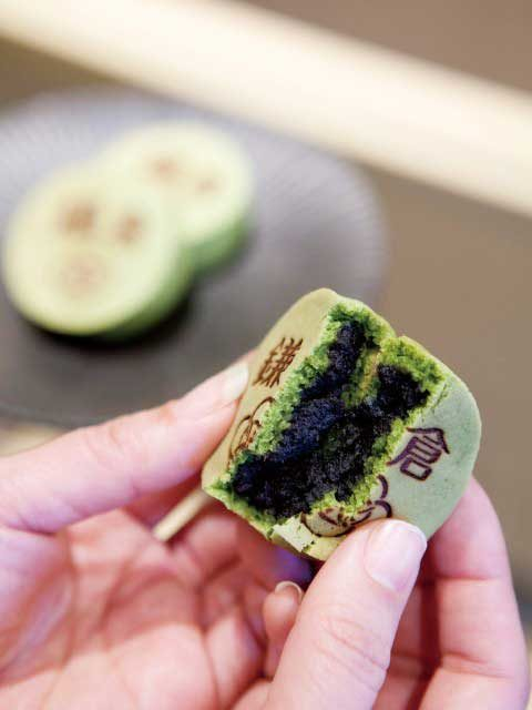 ②小町通りで食べ歩き