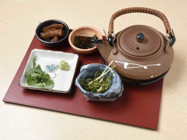 【鎌倉×しらすグルメ】鎌倉釜飯かまかま 本店