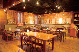 【函館 赤レンガ倉庫群×体験】手作りオルゴール工房