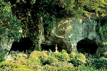 足利一族のやぐら