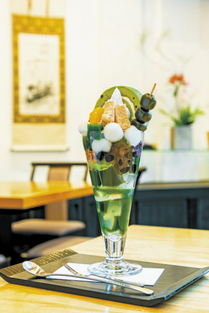 【宇治で抹茶スイーツを堪能!】伊藤久右衛門 本店・茶房