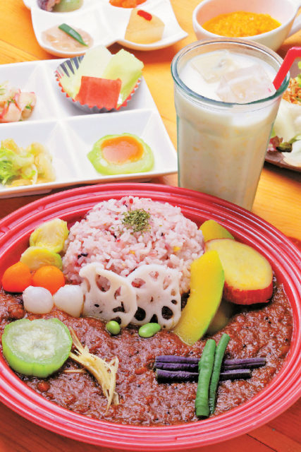 琉球拉麺・スパイスカレー teianda